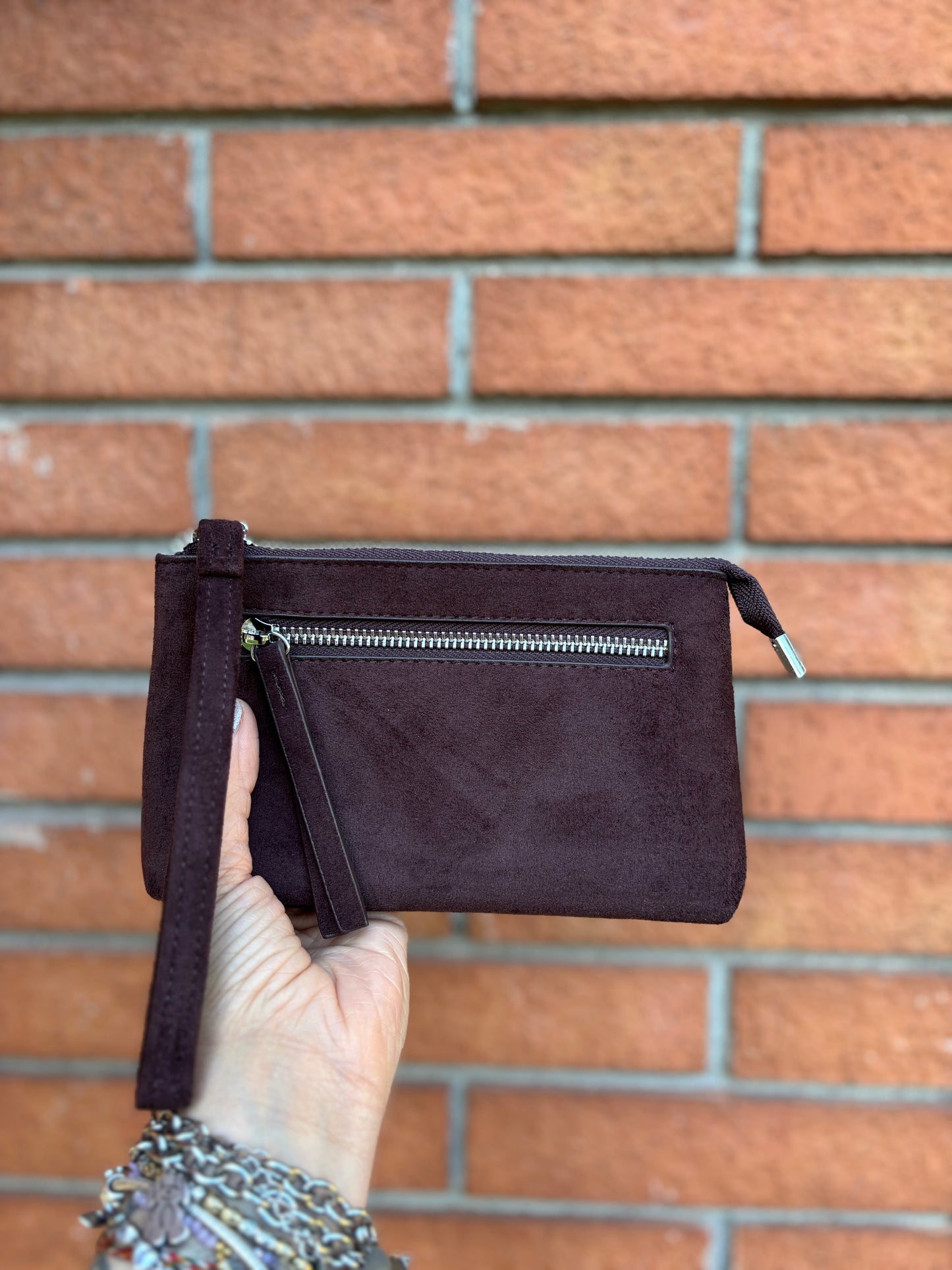 BUSTINA SUEDE