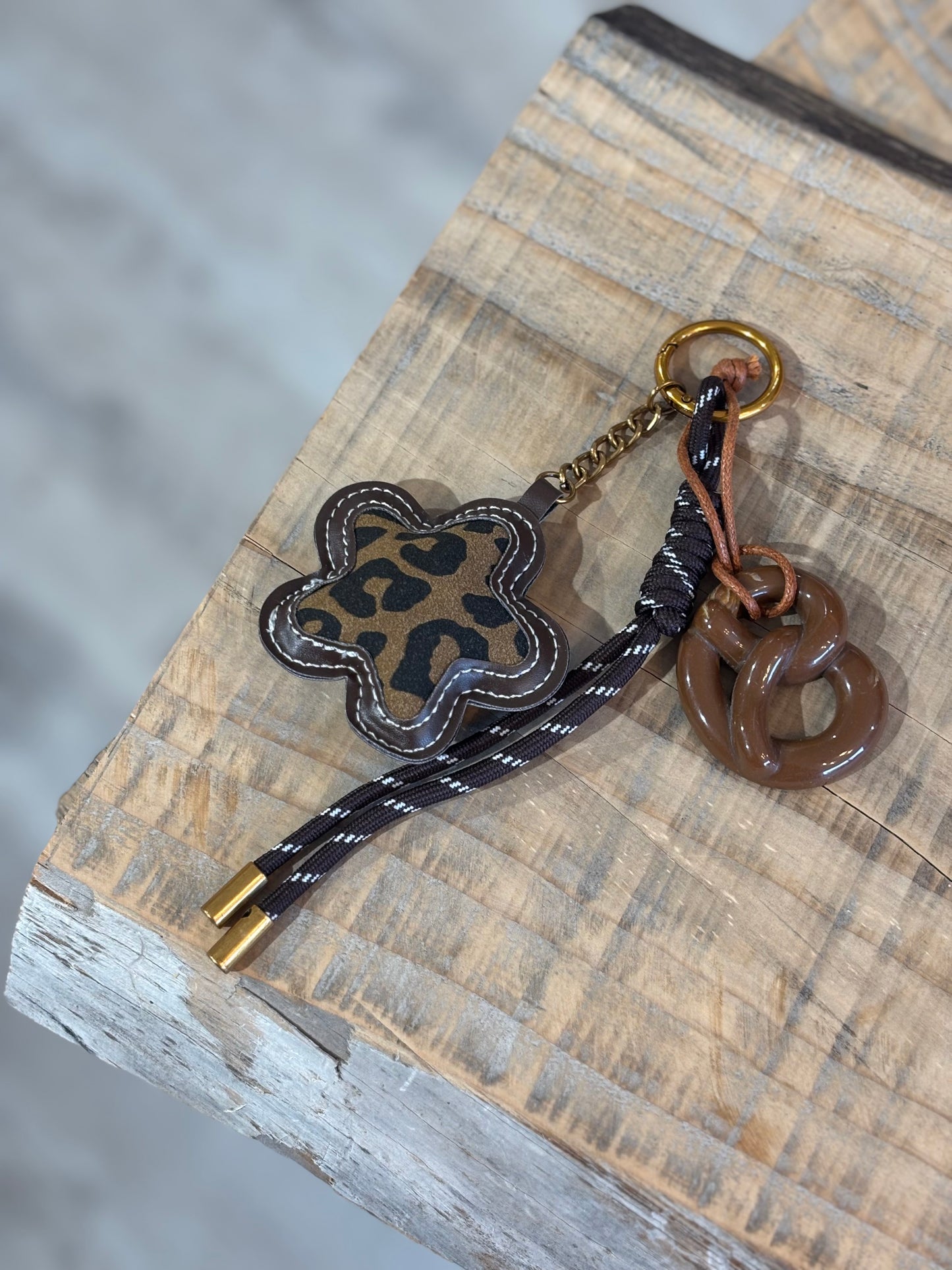Charm LEOPARD