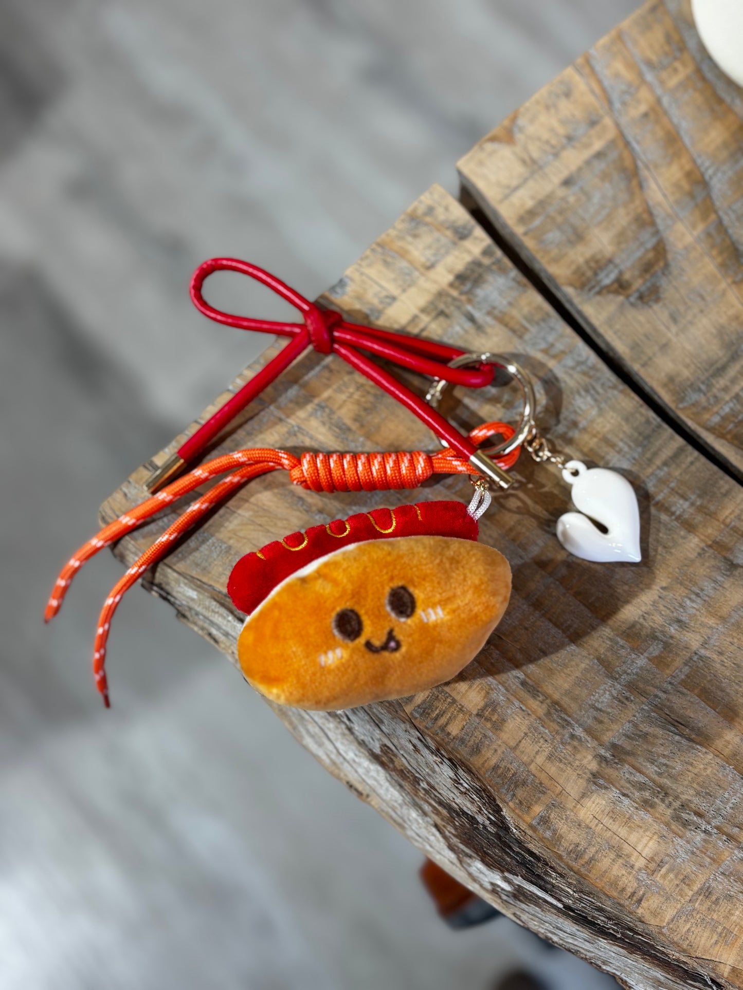 Charm HOTDOG