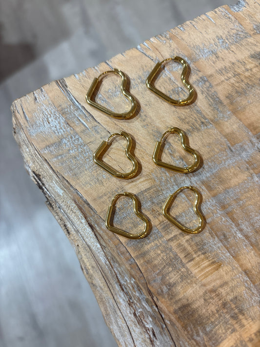 Orecchini CUORE VUOTO ORO