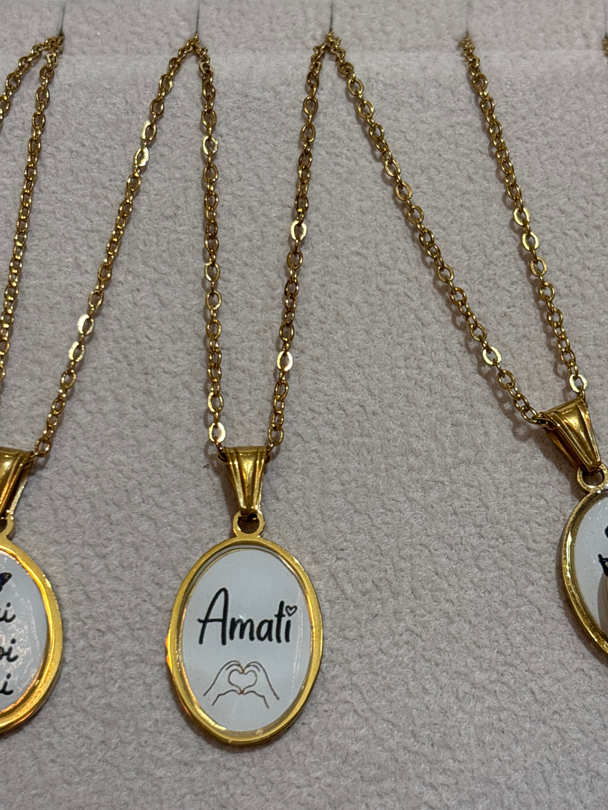 Collana MOTIVO (clicca per vedere tutte le frasi)