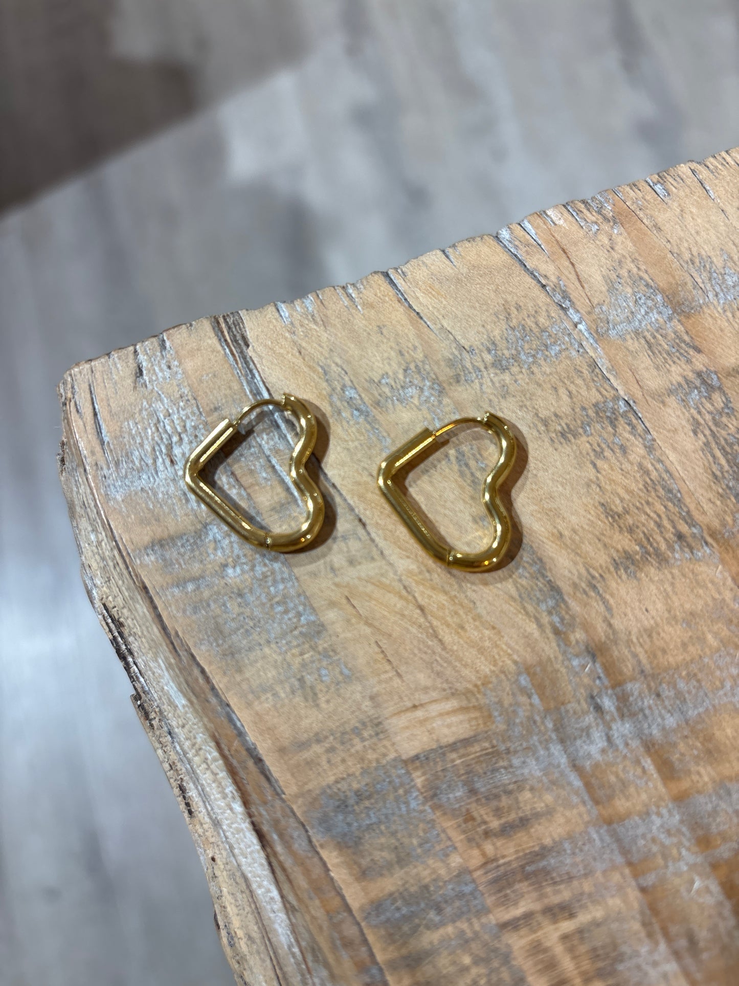 Orecchini CUORE VUOTO ORO