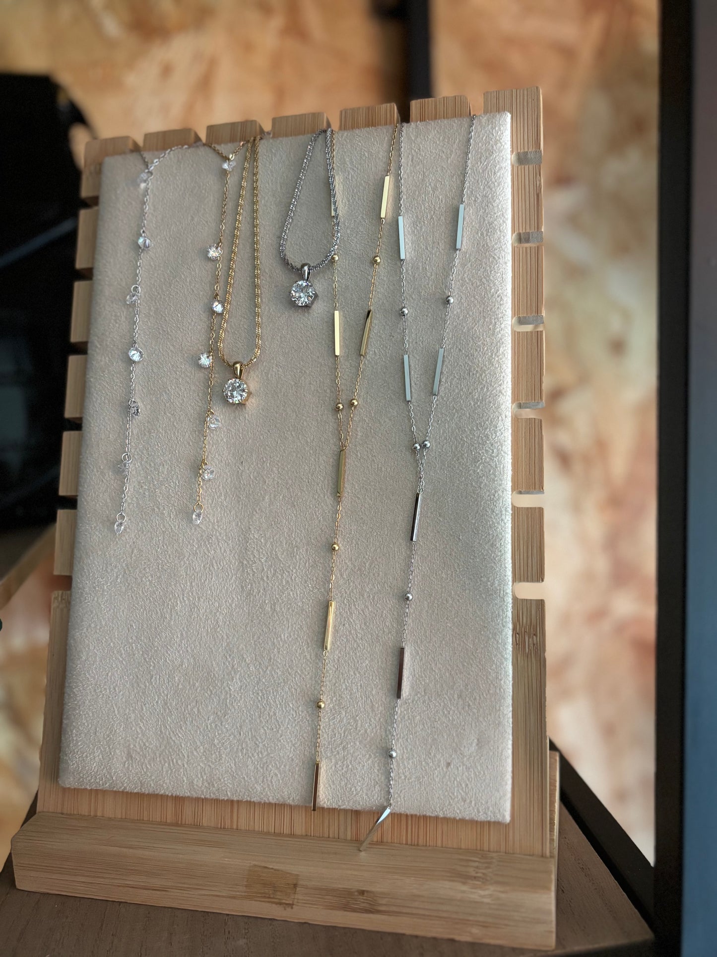Collana LINE