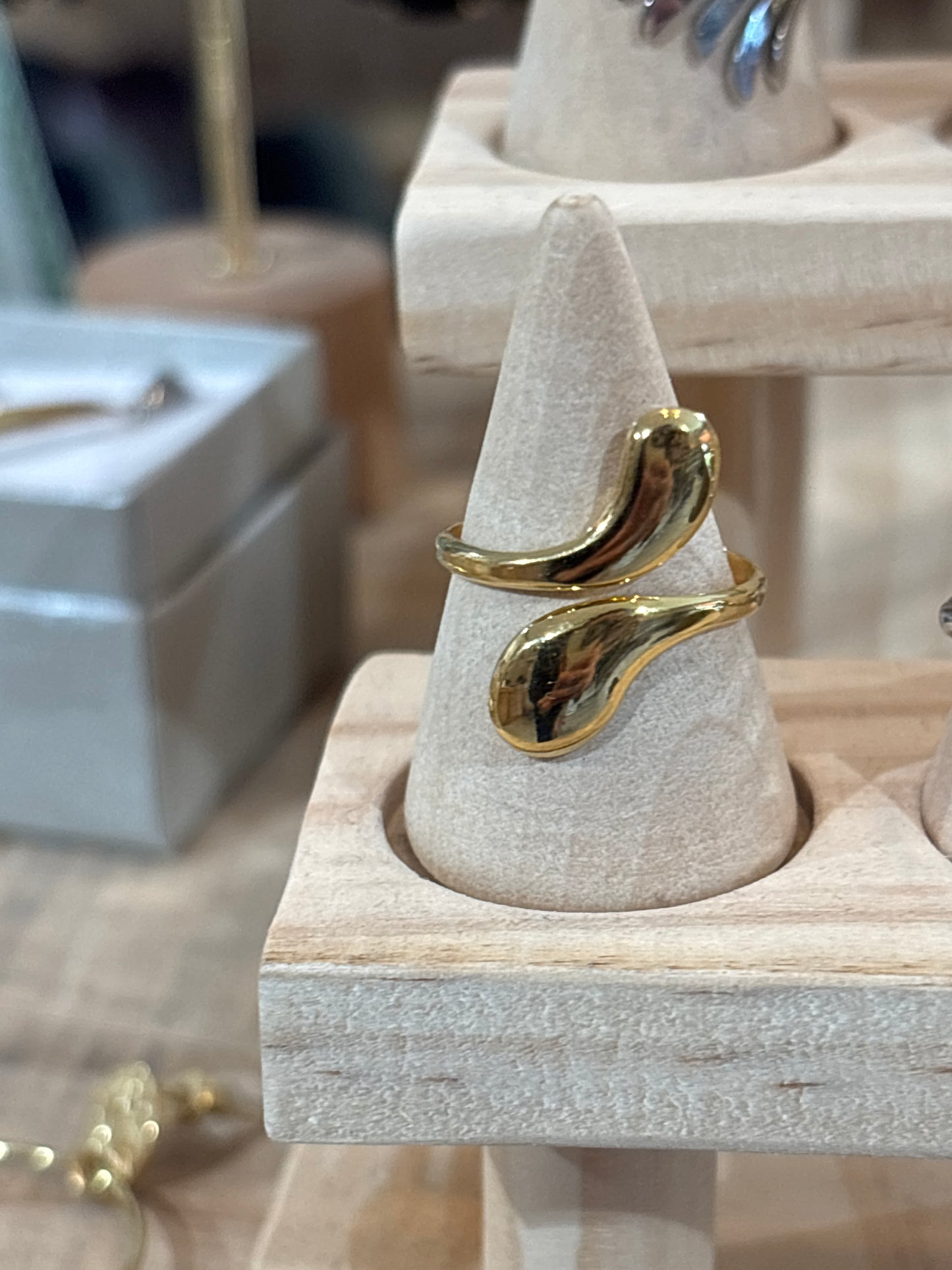 Anello MEET
